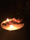 serate tranquille con illuminazione candele alla citronella asticera